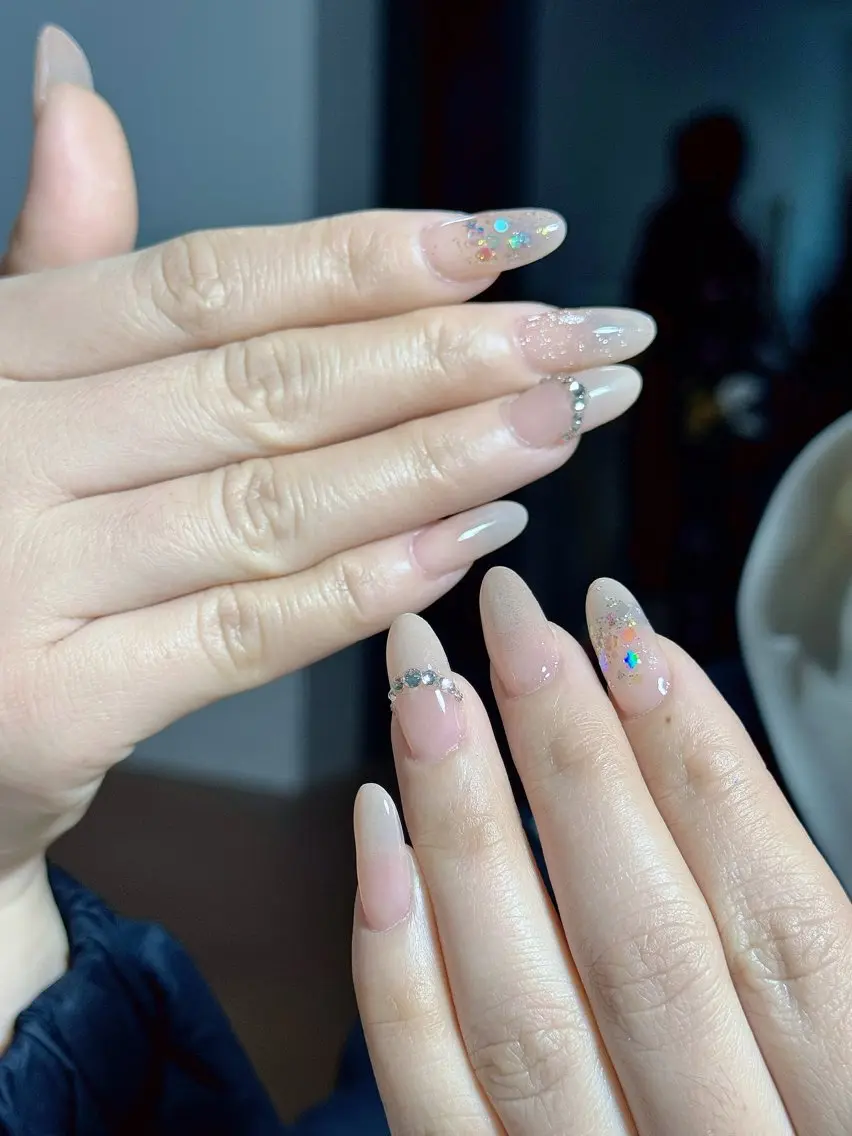 ネイル カク レイシンのネイルデザイン