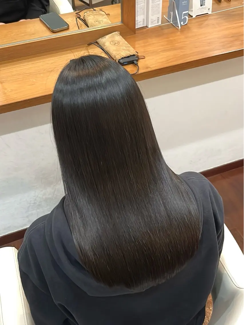 セミロング パーマ ストレートパーマ 縮毛矯正 今在家 玲【艶髪スト レート/メンズ】のヘアスタイル