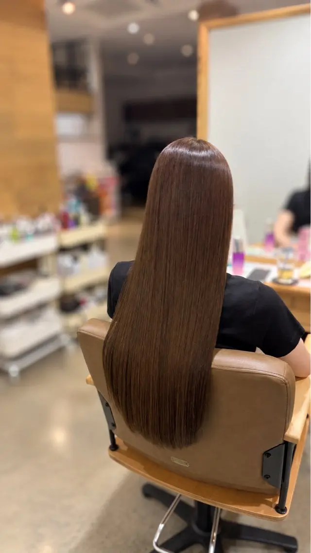 ロング カラー ヘアカラー 篠原 桜萌のヘアスタイル