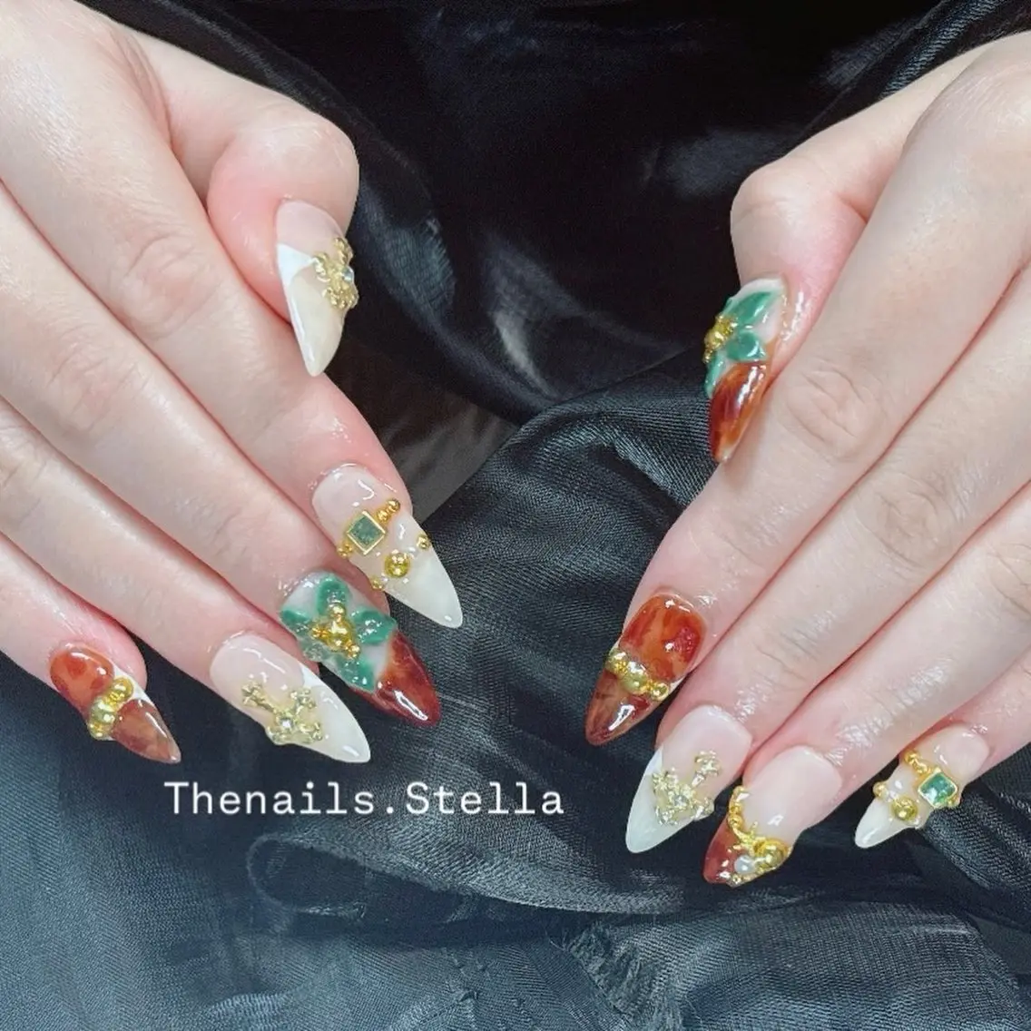 ネイル 長さ出し TheNails Stellaのネイルデザイン