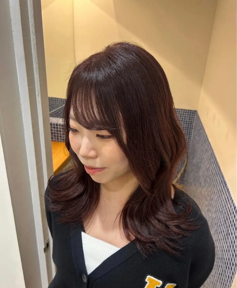 セミロング カラー ヘアカラー 太田 絵麻のヘアスタイル
