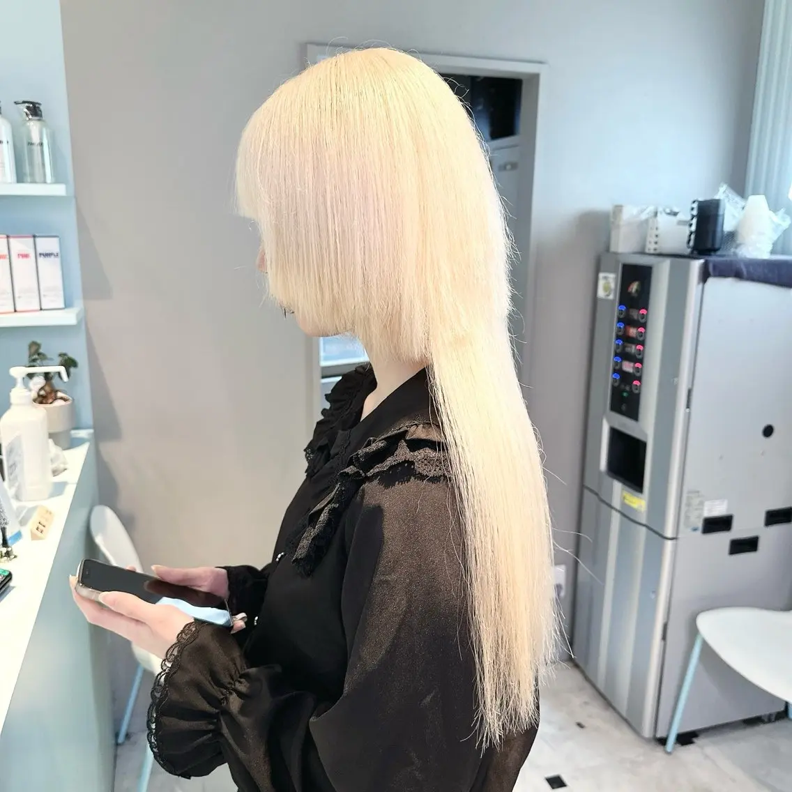 ロング ヘアカラー ツヤ髪ハイトーン💖 💫Hikaru💫のヘアスタイル