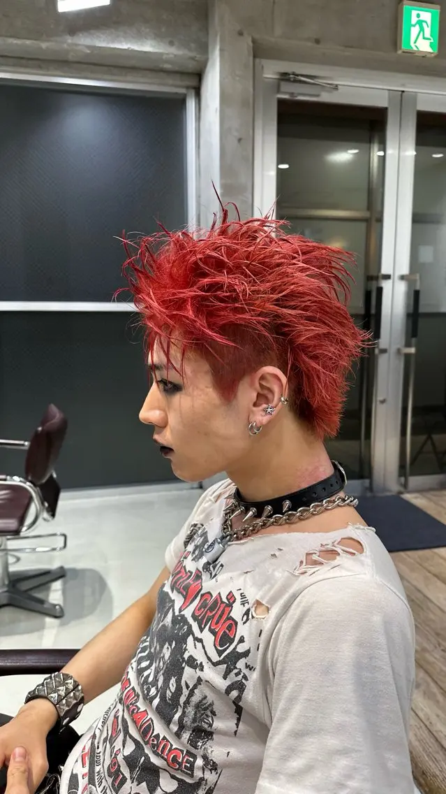 カラー メンズ メンズブリーチ ブリーチ ヘアカラー fifth原宿 宮部蓮のヘアスタイル