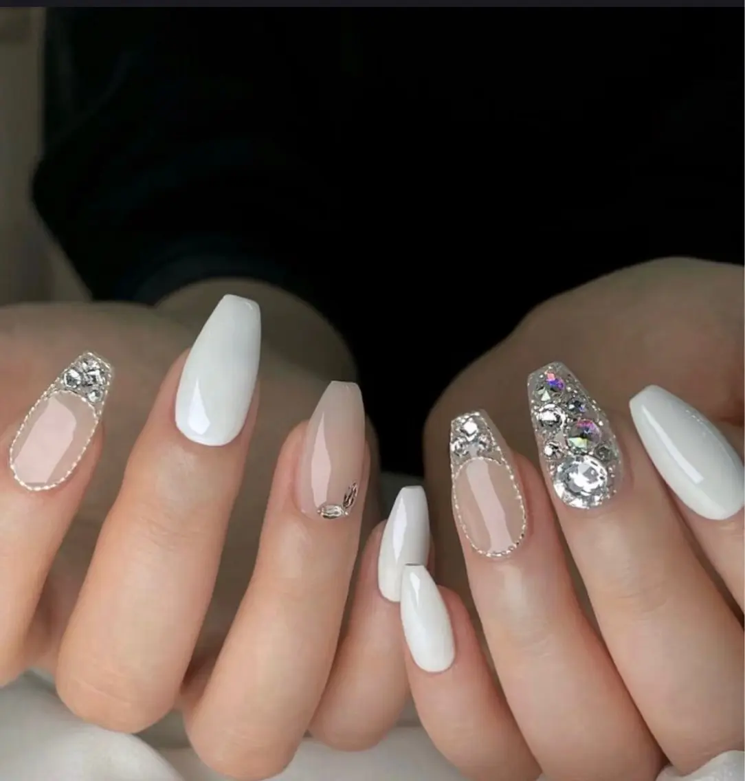 ネイル ハンドネイル ハンドケア 🍑 momo_nailのネイルデザイン