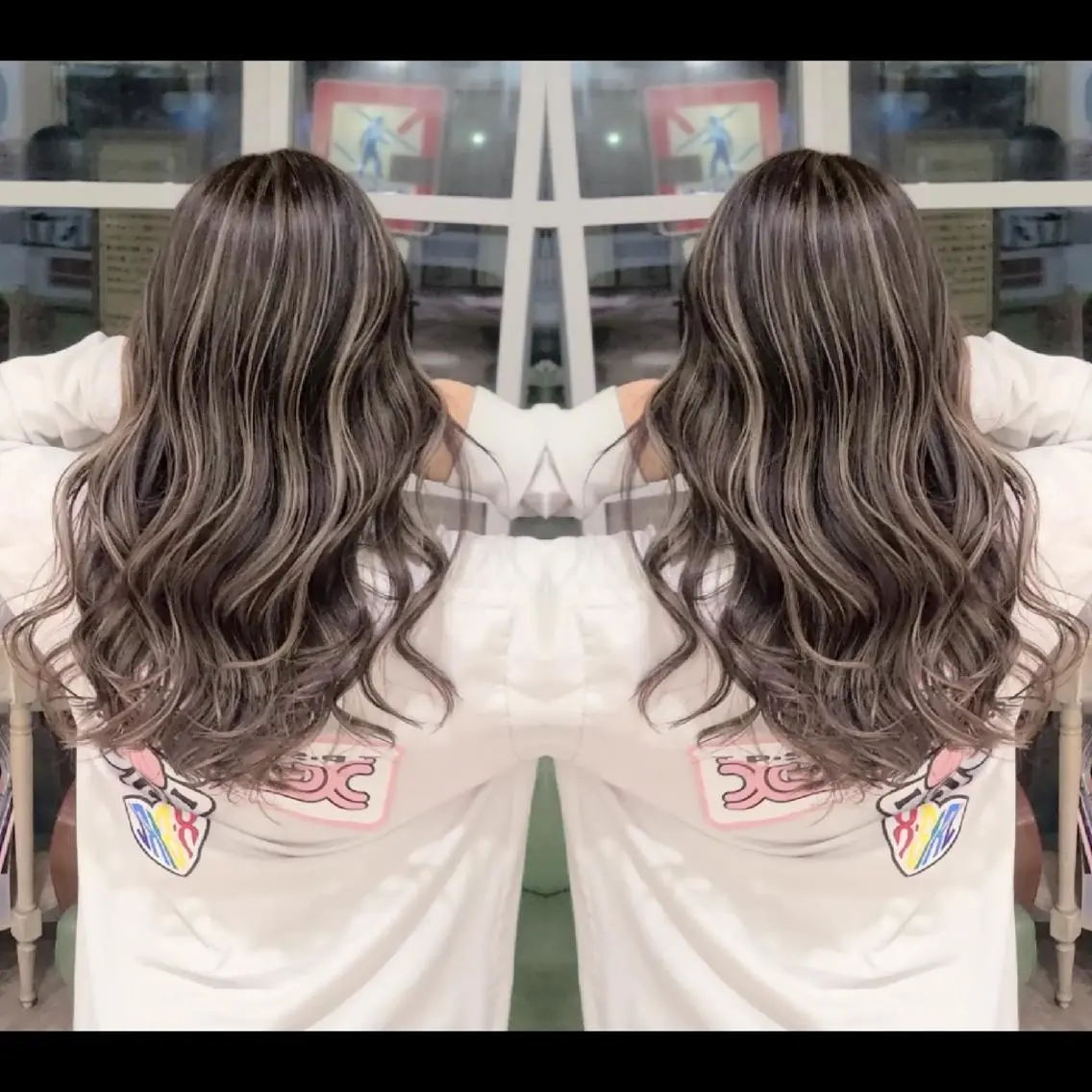 ロング カラー アッシュ アッシュグレー バレイヤージュ ベージュカラー ブリーチ ヘアカラー バレイヤージュ/ ハイライト/大内格のヘアスタイル