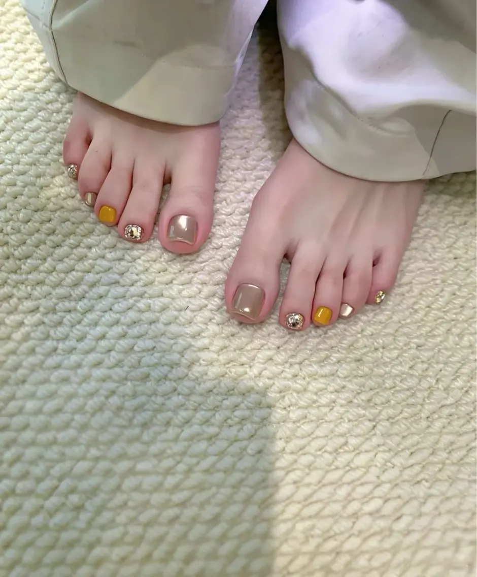 ネイル フットネイル Nude nailstudioのネイルデザイン