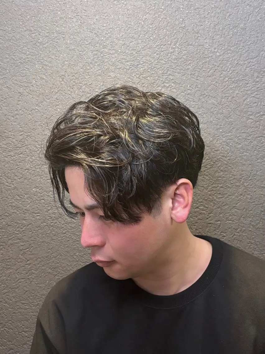 ミディアム パーマ メンズ ミディアムパーマ メンズパーマ 波巻きパーマ カット パーマ ヘアセット 【YASUMURA】 髙井　透馬のヘアスタイル