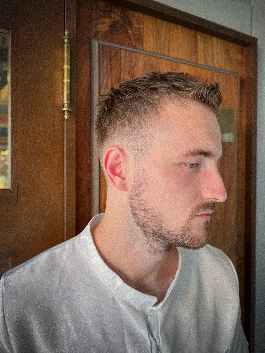 30代以上限定 カット+スタイリングの写真