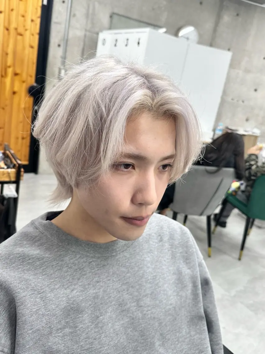 ショート カラー メンズ ヘアカラー トリートメント 艶髪✨ブリーチ職人 yasuのヘアスタイル