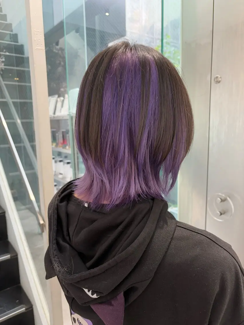 ミディアム カラー ブリーチ ラベンダーカラー ウルフカット カット ヘアカラー トリートメント インナーカラー/天神 ブリーチ/吉田のヘアスタイル
