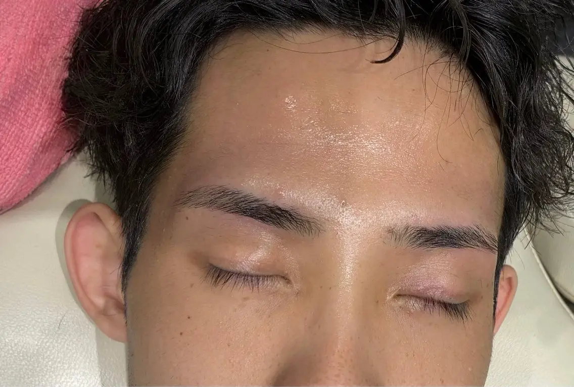 アイブロウ メンズアイブロウ 行橋breath タナカユウリのマツエク・マツパデザイン