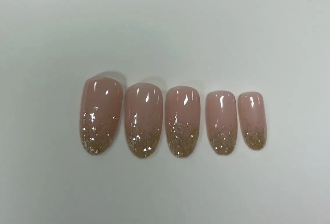 ネイル Y's TONEのネイルデザイン