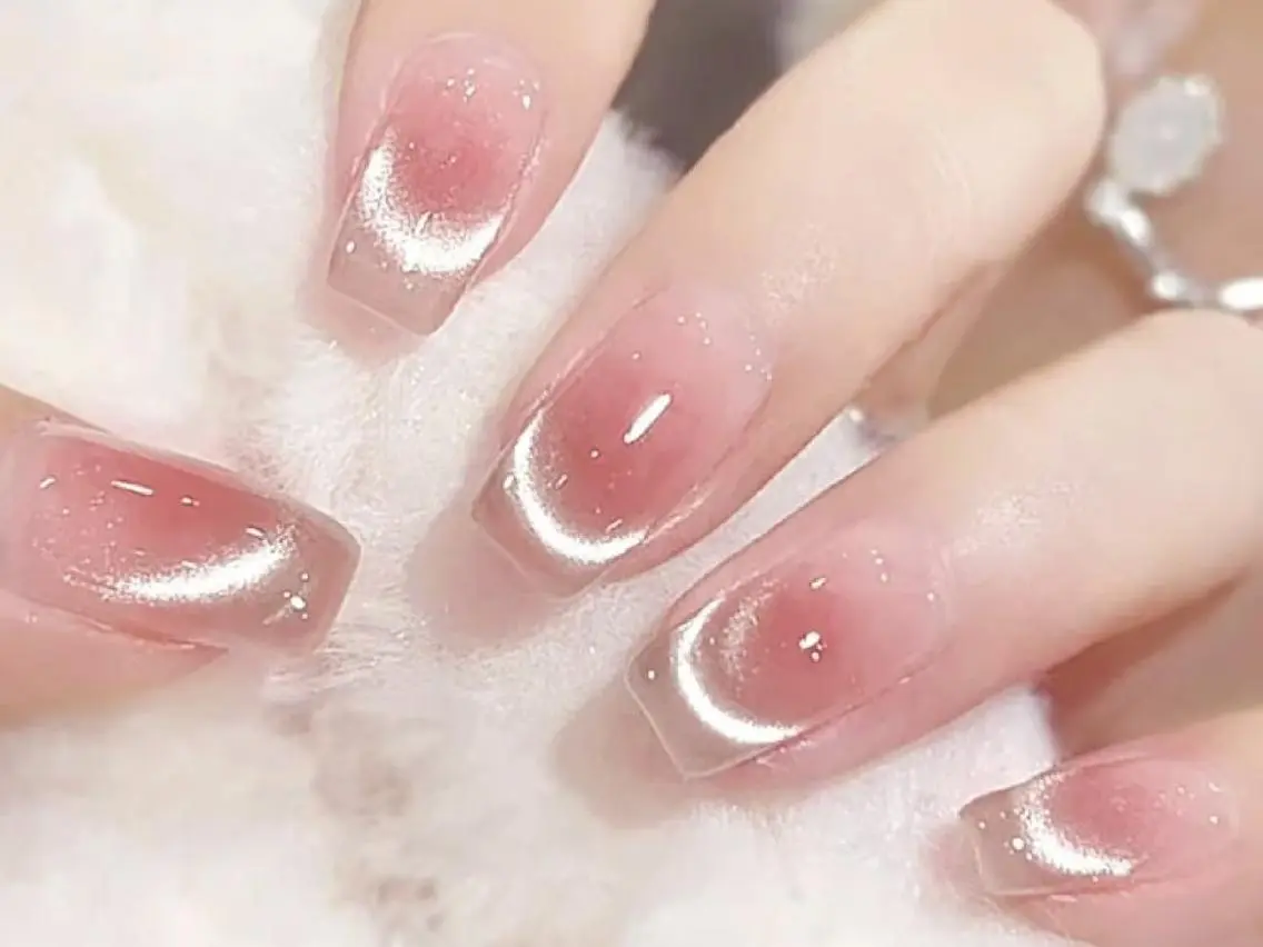 ネイル オーロラネイル チークネイル 長さ出し フットネイル フレンチネイル ハンドネイル ハンドケア Pandora nailのネイルデザイン