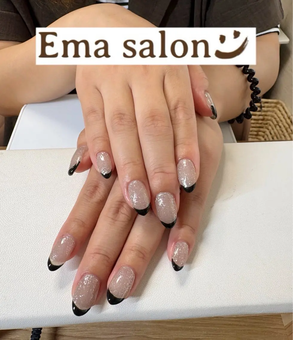 ネイル フラッシュネイル フレンチネイル 持ち込み ハンドネイル Ema salon hiromiのネイルデザイン