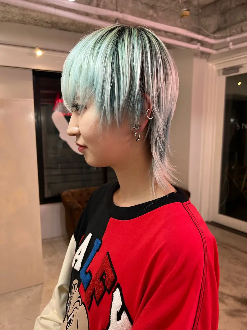 ミディアム カット 💥ウルフカット デザインあんな💥のヘアスタイル