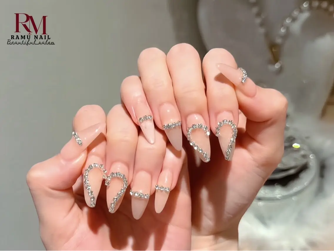 ネイル キラキラネイル マグネットネイル ミラーネイル ピンク 夏ネイル ハンドネイル RAMU Nail 恵比寿店のネイルデザイン