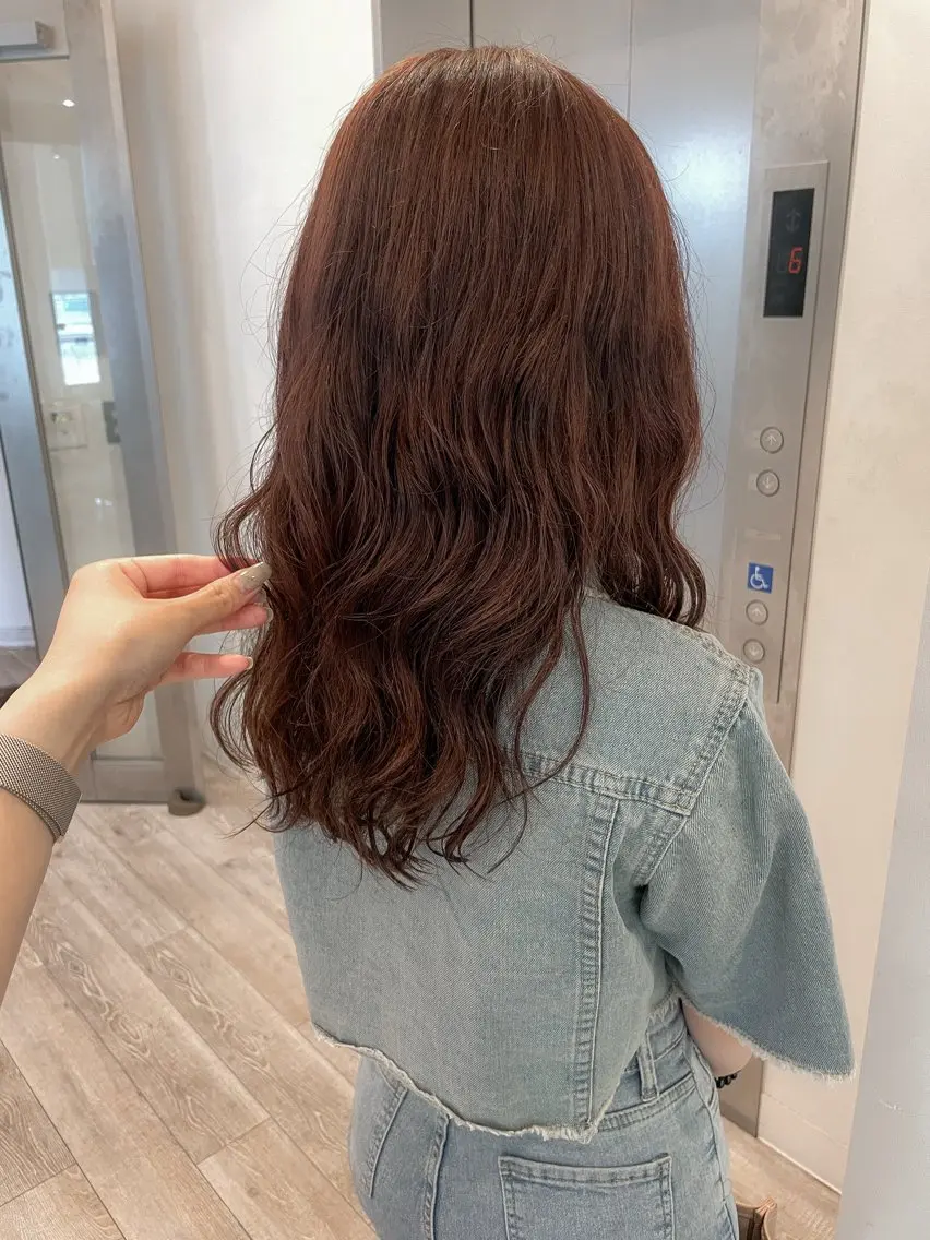 セミロング カラー パーマ セミロングパーマ デジタルパーマ ニュアンスパーマ カット ヘアカラー パーマ 抜け感ボブ×パーマ |kazaneのヘアスタイル
