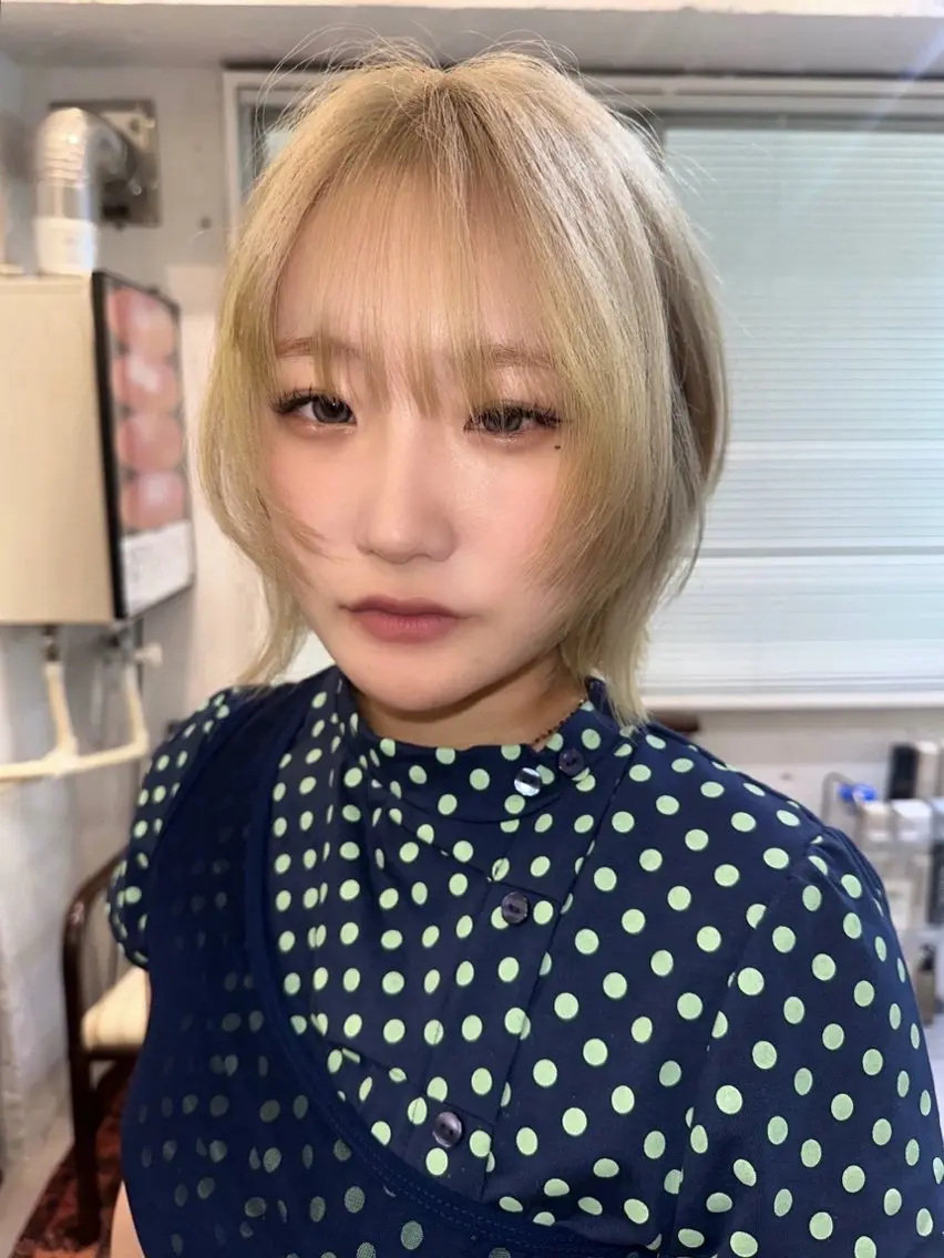 ショート カラー ボブレイヤー ボブ レイヤーカット カット ヘアカラー トリートメント kosoraレイヤー ハイトーン/デザインのヘアスタイル