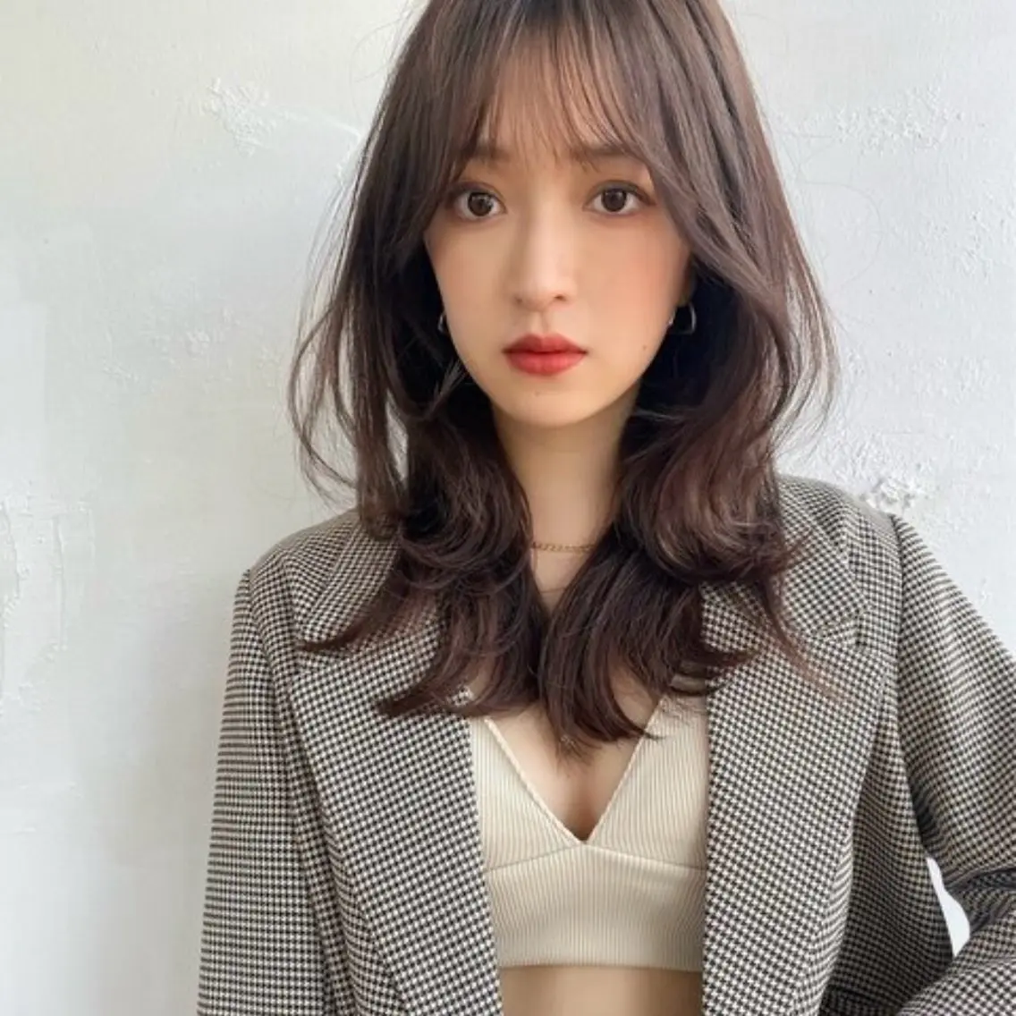 ロング カラー ピンクカラー くびれヘア 韓国風ヘア レイヤーカット シースルーバング カット ヘアカラー トリートメント 🥣 hashi 🛋️のヘアスタイル