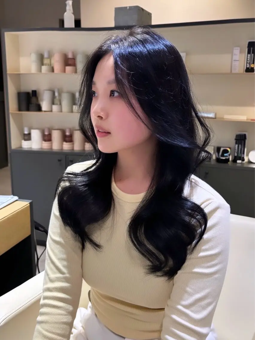 ロング カラー 柿田人和／韓国 ／ワンホンヘアのヘアスタイル