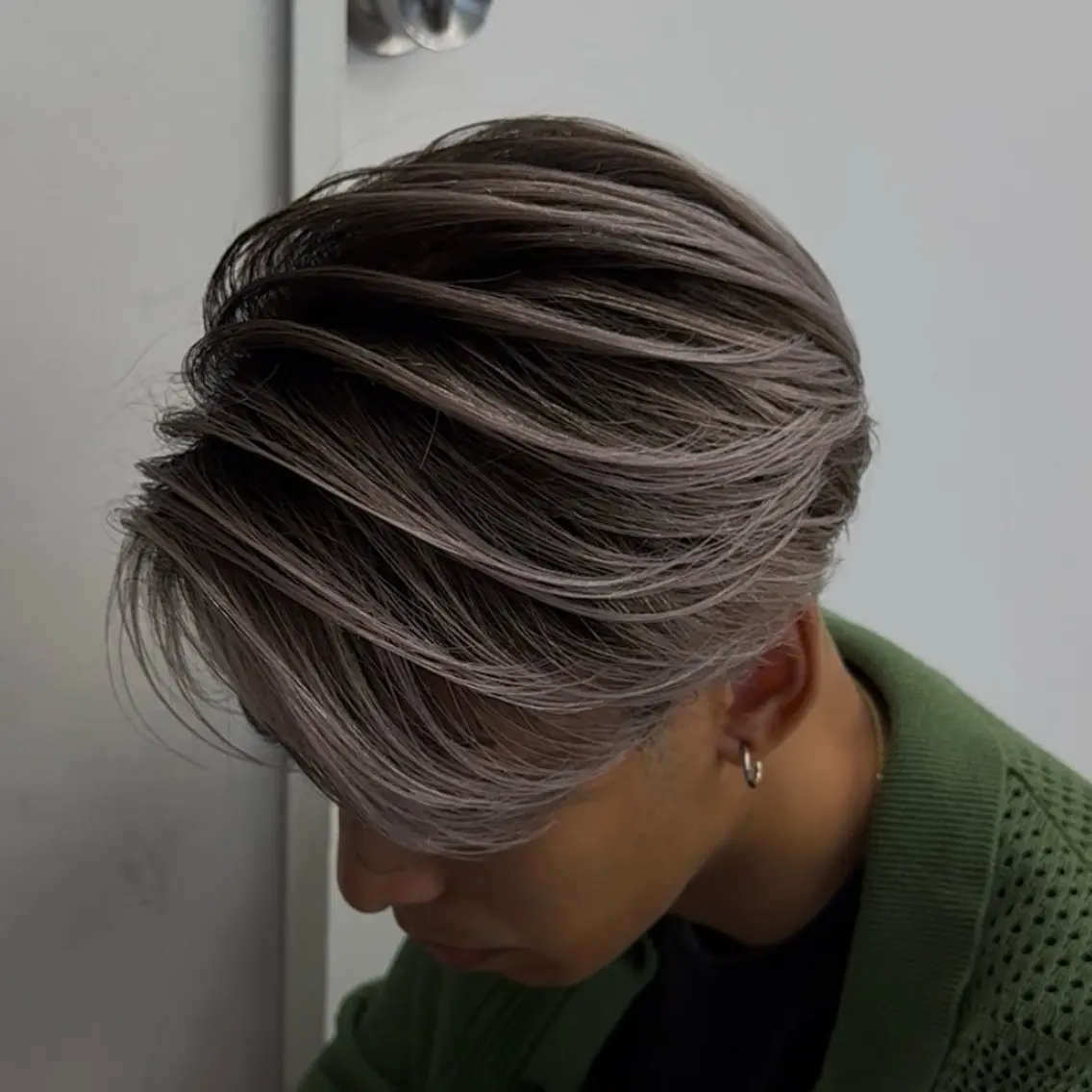 ミディアム カラー パーマ ヘアアレンジ メンズ メンズバレイヤージュ 🌫ハイライトのヘアスタイル