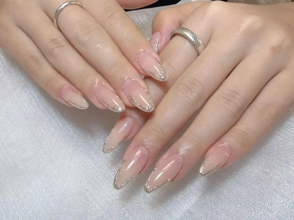 ネイル 長さ出し フレンチネイル 韓国ネイル マグネットネイル 持ち込み ハンドネイル ハンドケア The Nail& EyeLashのネイルデザイン