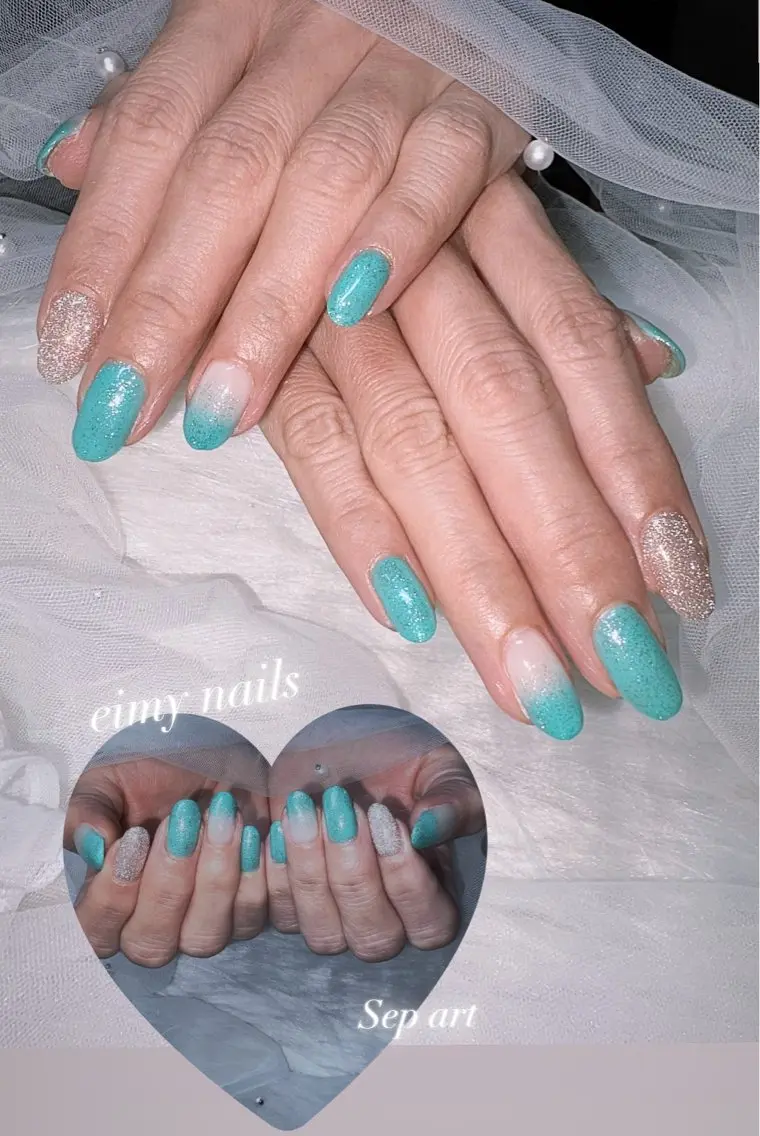 ネイル アートネイル フラッシュネイル グラデーション グリーン ラメ(グリッター) ハンドネイル eimy nails♡のネイルデザイン