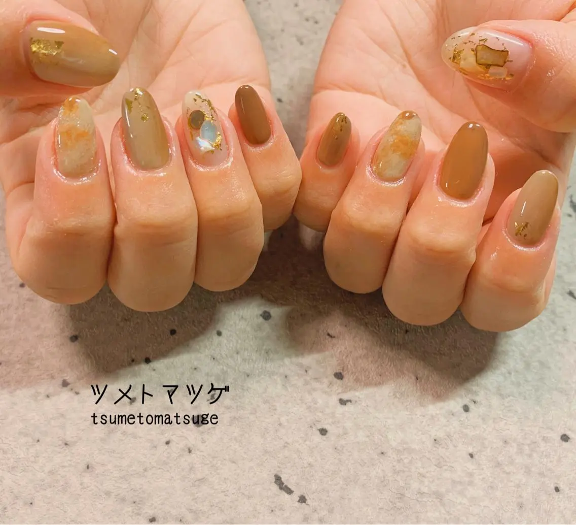 ミディアム ネイル アートネイル ハンドネイル ツメトマツゲ .のネイルデザイン