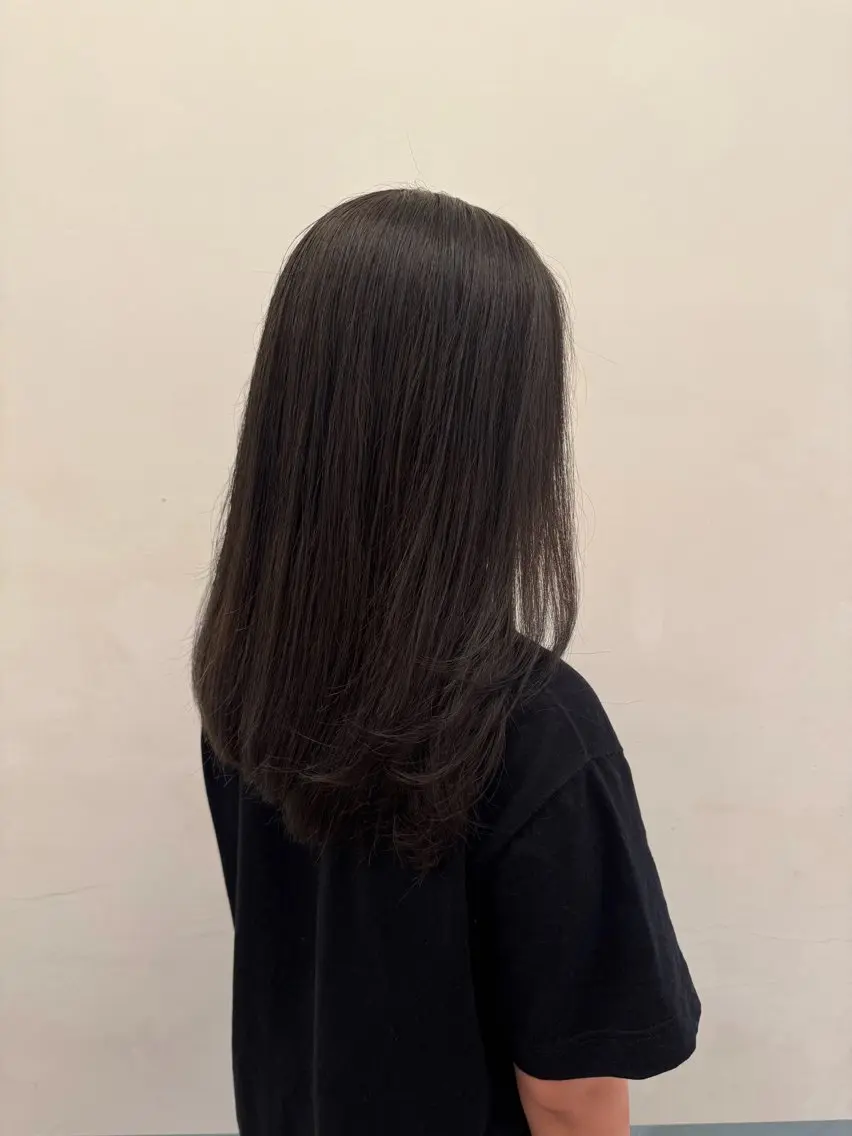 ロング レイヤーカット カット ヘアカラー ルナ/ カットモデル募集中のヘアスタイル