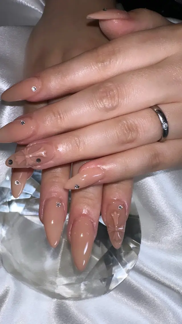 ミディアム ハンドネイル YOKOSUKA NAILS💅✨のネイルデザイン