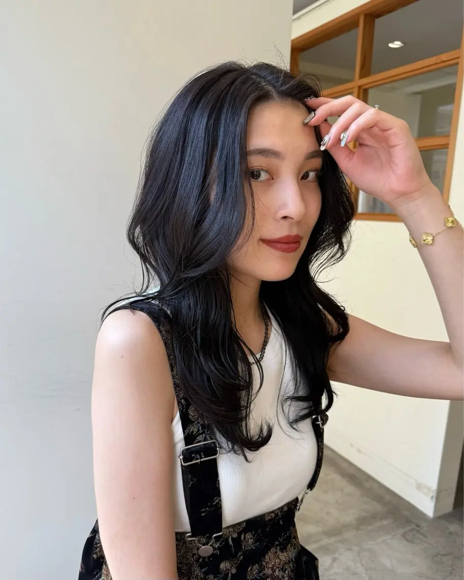 💖学生限定💖 💐簡単なコテ巻き💐Instagram記載可能な方で7日以内にカラーしてる方限定💐の写真