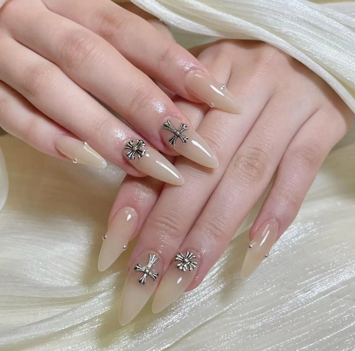 ネイル ハンドネイル ハンドケア 🍑 momo_nailのネイルデザイン
