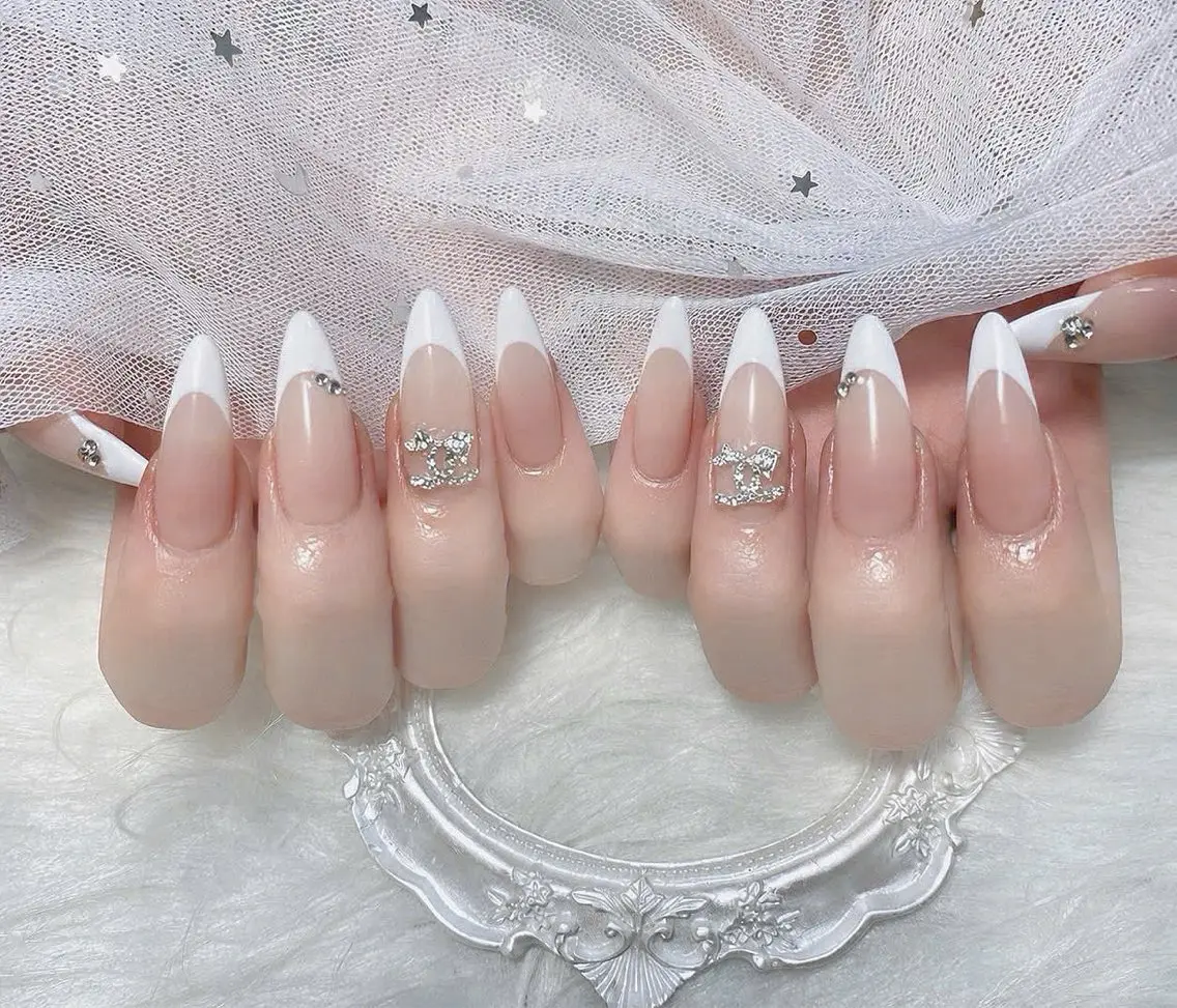 カラー Rin Hana Nailのネイルデザイン