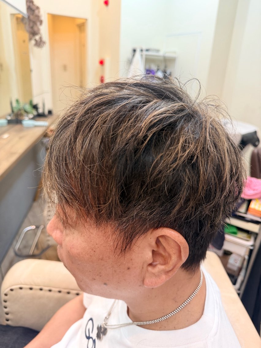 ショート メンズ カット ヘアカラー トリートメント 鶴見 和美のヘアスタイル