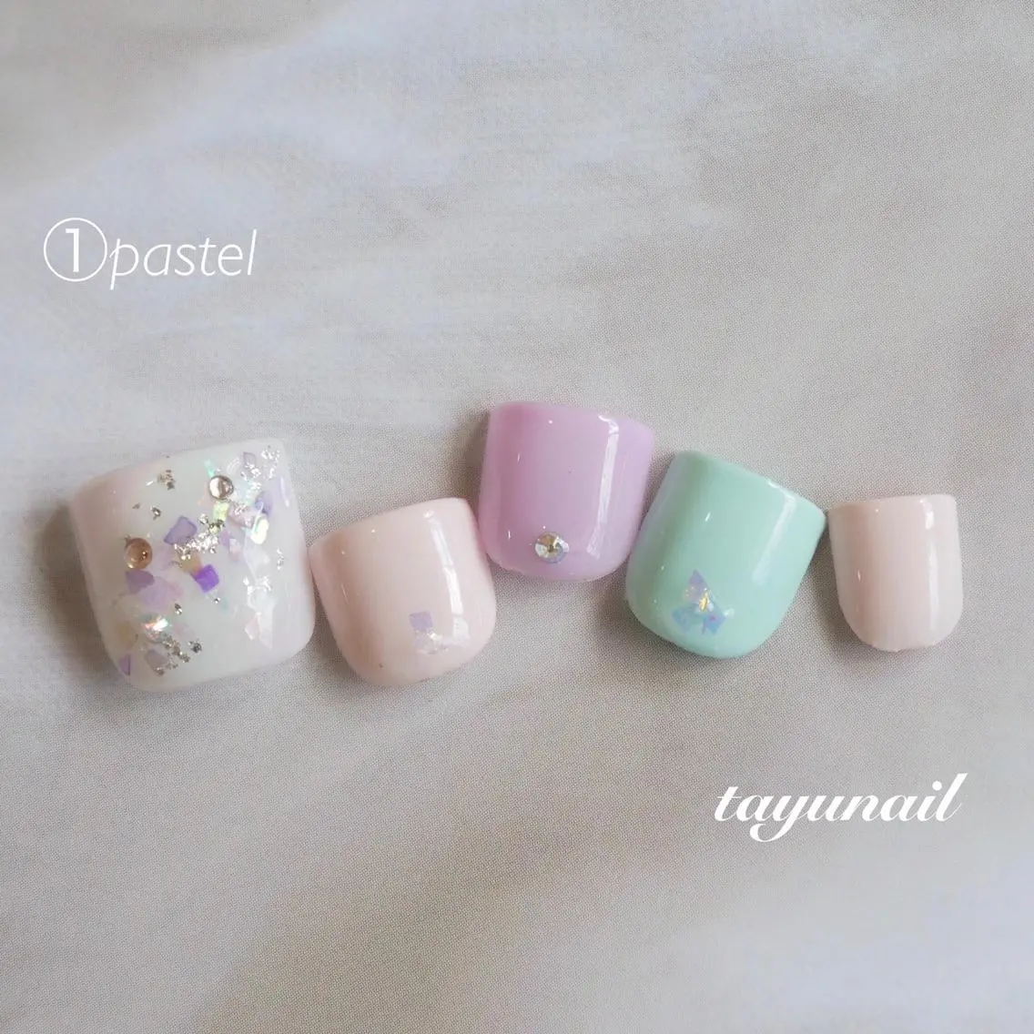 ネイル アートネイル ブルー フットネイル ニュアンスネイル パステルネイル フットネイル ネイルサロン 【たゆnail】のネイルデザイン