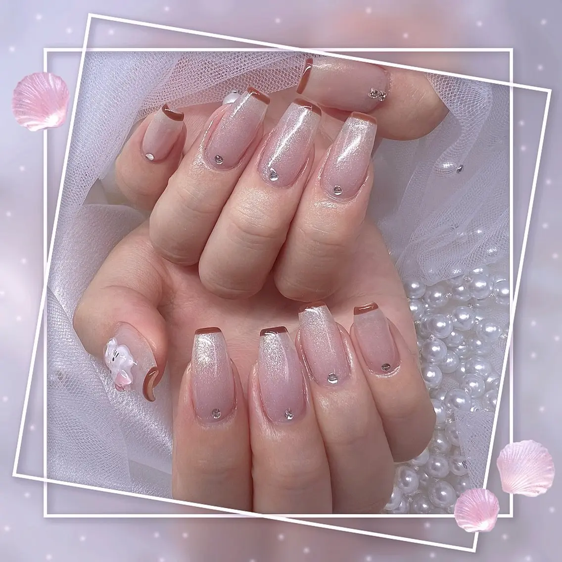 ネイル チークネイル フレンチネイル グラデーション マグネットネイル マグネットフレンチ ハンドネイル Chill Nailsalonのネイルデザイン