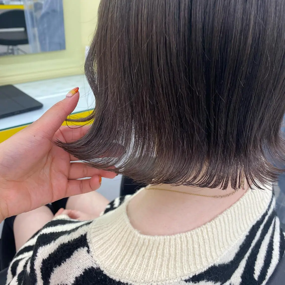 セミロング カラー ヘアアレンジ ヘアカラー トリートメント mai🍑暖色カラー /レイヤー💖のヘアスタイル