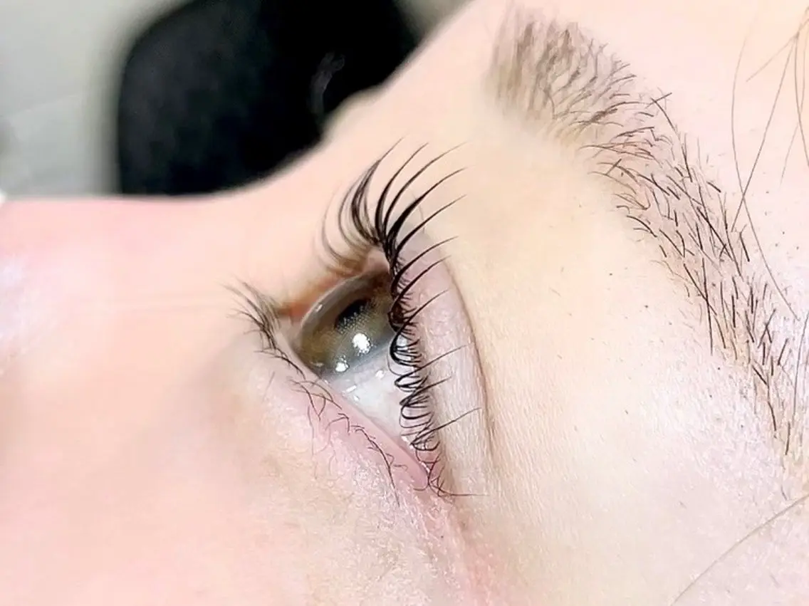 マツエク・マツパ パリジェンヌラッシュリフト private salon arのマツエク・マツパデザイン