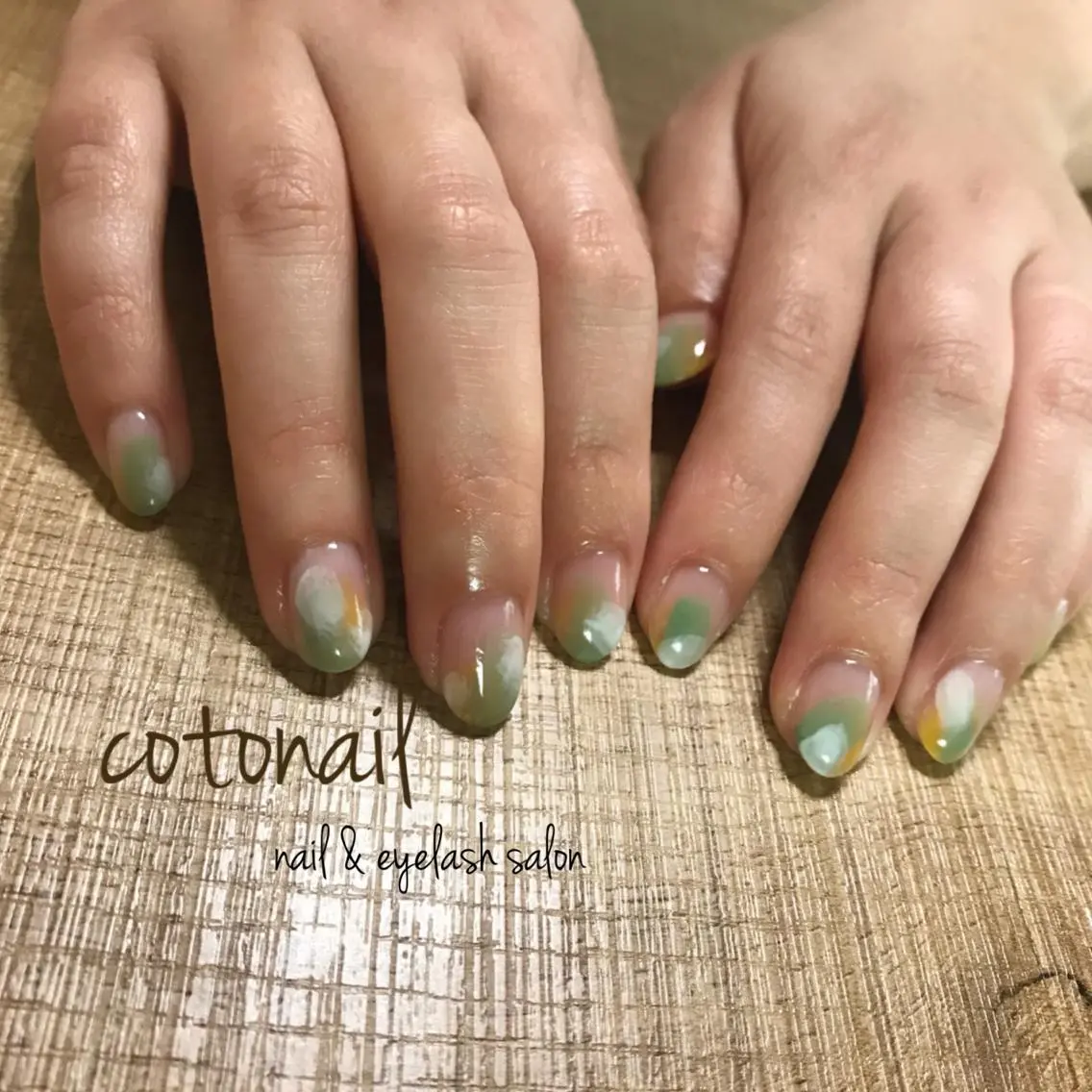 ショート ネイル アートネイル ハンドネイル ツメトマツゲ .のネイルデザイン