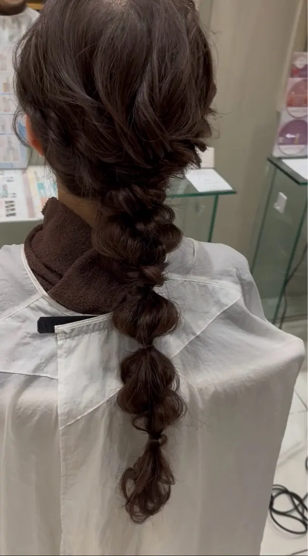 ヘアアレンジ 重留 梨々のヘアスタイル