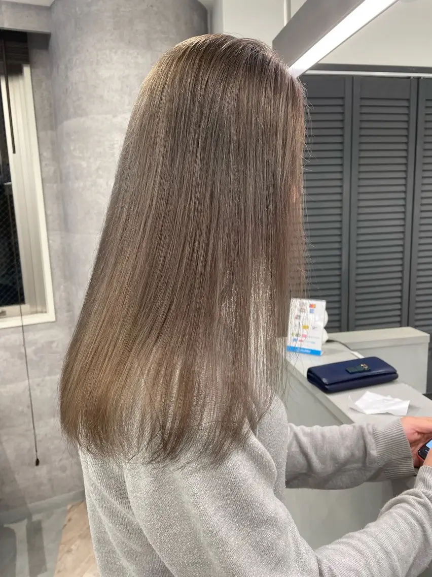 ロング カラー ベージュカラー ブリーチ ミルクティーベージュ ヘアカラー ケアブリーチ🌟 ♢WATARU♢のヘアスタイル
