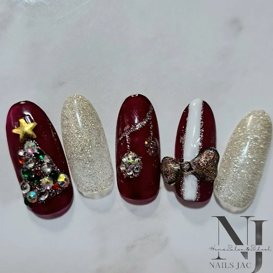 ネイル 冬ネイル クリスマス ハンドネイル NAILS JACのネイルデザイン