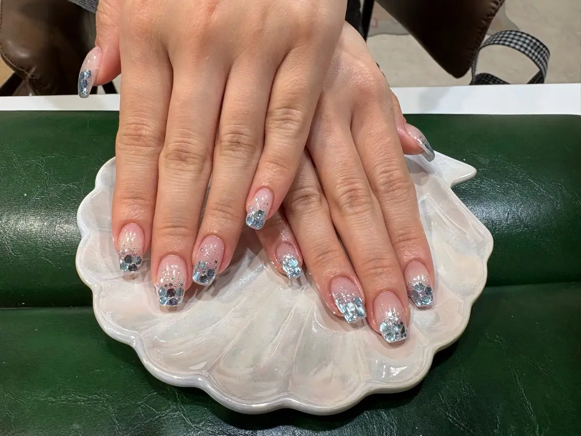 ネイル 星爪 レディのネイルデザイン