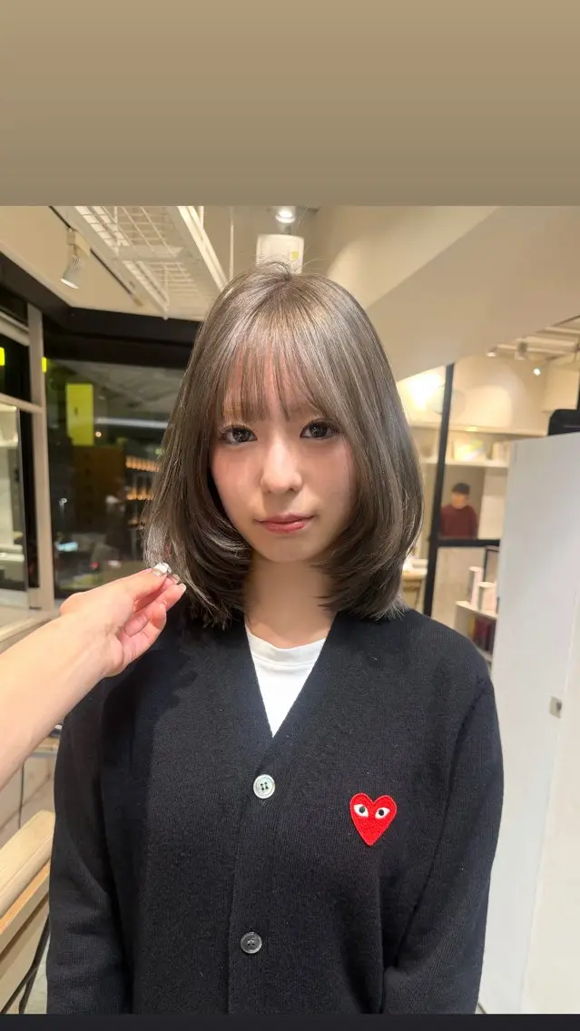 ミディアム カラー ミディアムレイヤー 透明感カラー グレージュ レイヤーカット ニュアンスパーマ /ボブパーマriseのヘアスタイル