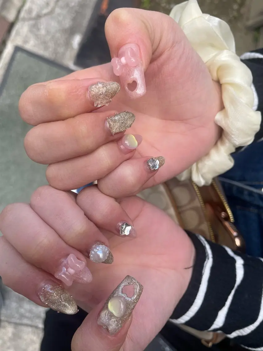 ネイル ハンドネイル CRAZY NAILのネイルデザイン