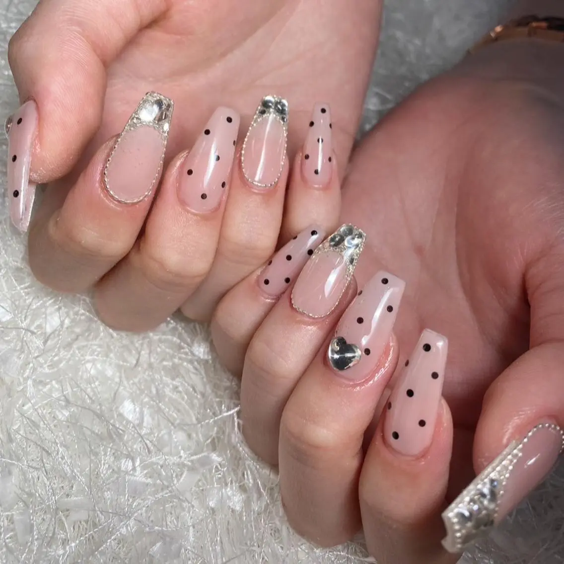 ネイル 長さ出し フレンチネイル ジェルネイル グラデーション 韓国ネイル ハンドネイル Nail&eye Belire 新宿のネイルデザイン