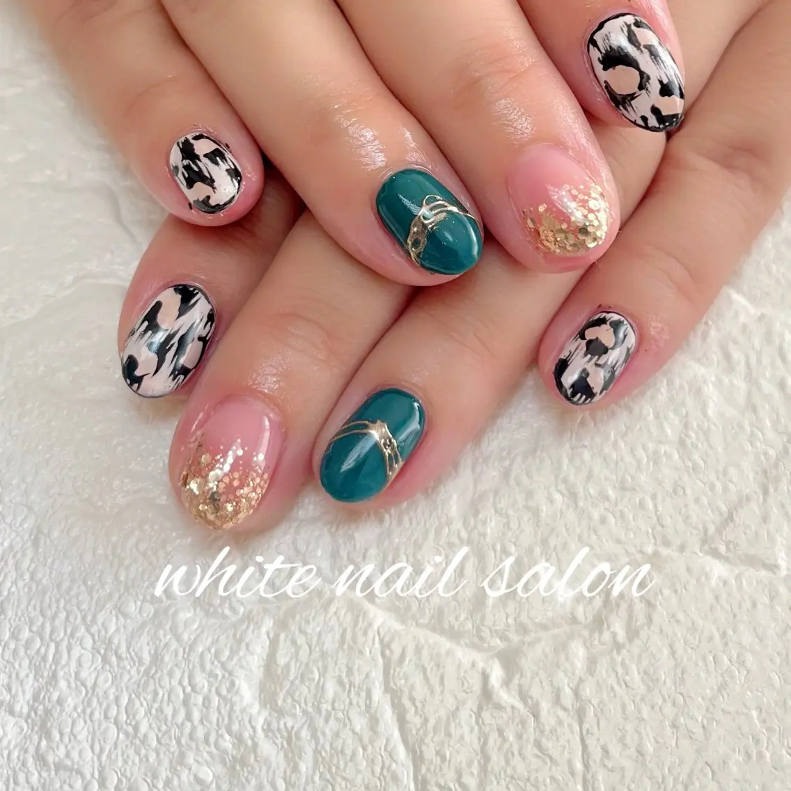 ネイル ラメ(グリッター) white nail salonのネイルデザイン