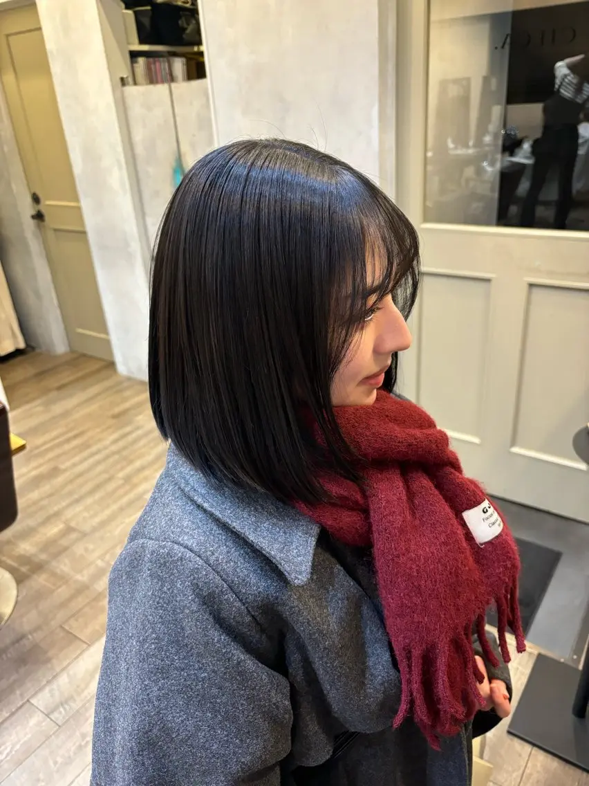 カラー 黒髪 ヘアカラー CIECA . COCOROのヘアスタイル
