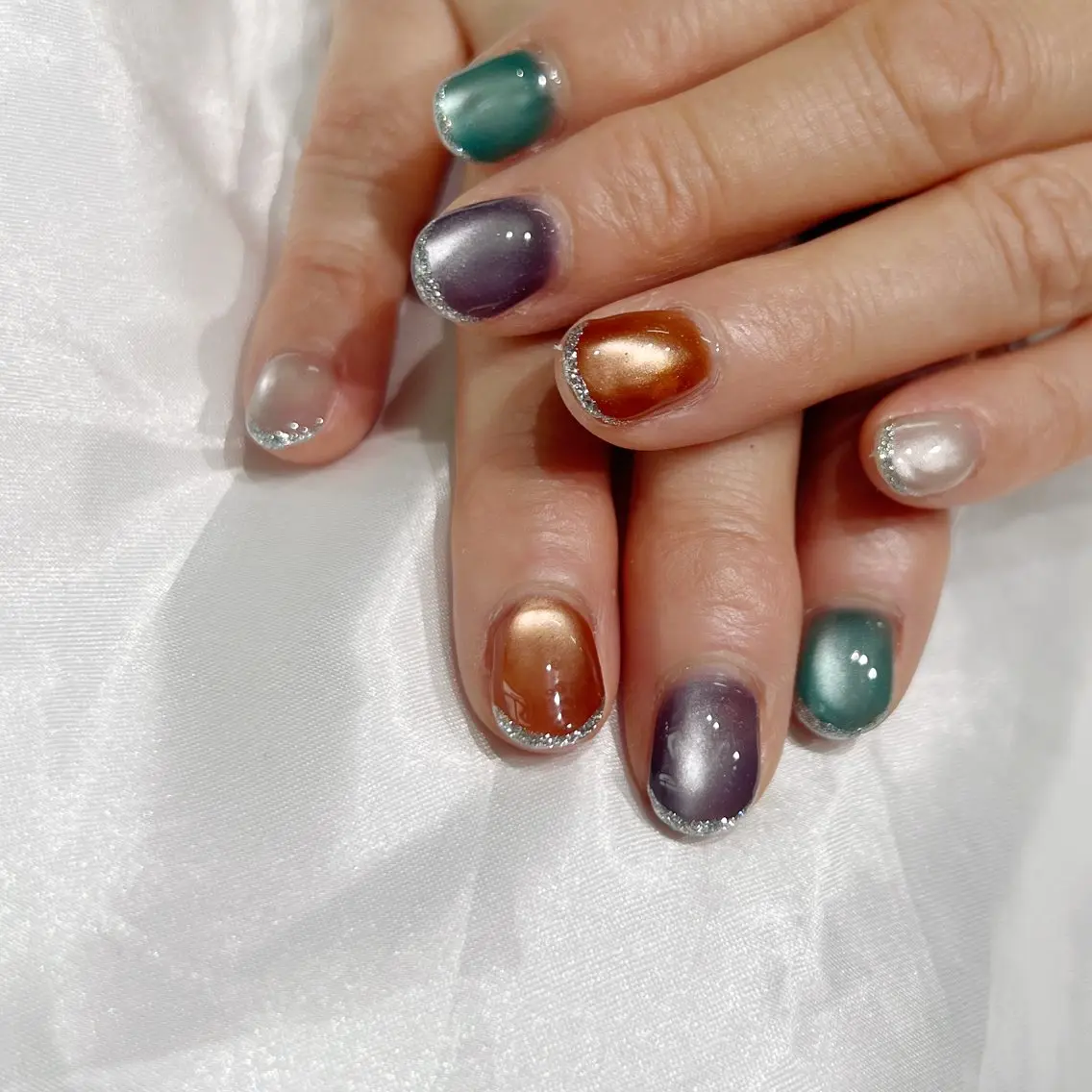 ネイル フレンチネイル マグネットネイル マグネットフレンチ ハンドネイル CARIS nailはづきのネイルデザイン