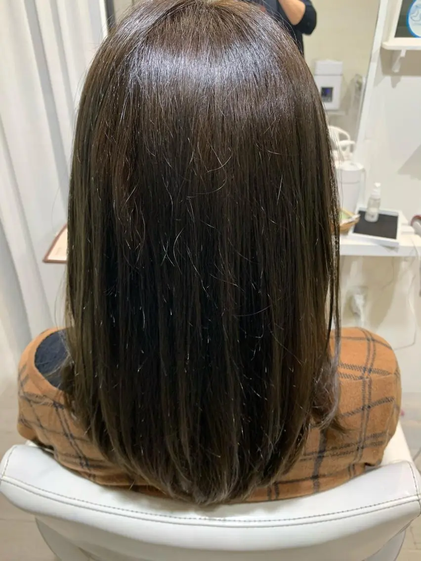 人気のイルミナカラーとカットで扱いやすく✨の写真